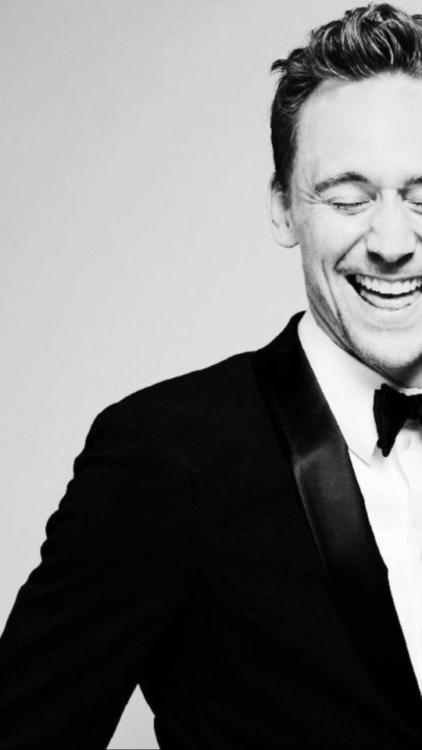 tom hiddleston iphone wallpaper  Tumblr