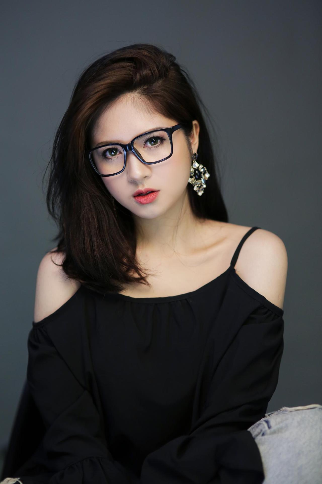 Image-Vietnamese-Model-Best-collection-of-beautiful-girls-in-Vietnam-2018–Part-6-TruePic.net- Picture-19
