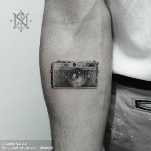 Tattoo tagged with: small, reflex camera, line art, tiny, ifttt, little,  inner forearm, mariloalonso, camera, other, illustrative, fine line |  inked-app.com
