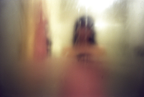 35mm fujifilm fuji c200 olympus mju i shotonfilm ishootfilm filmisnotdead film photography analog photography analogue vibes color negative blurry reflection magdalena pticek diary