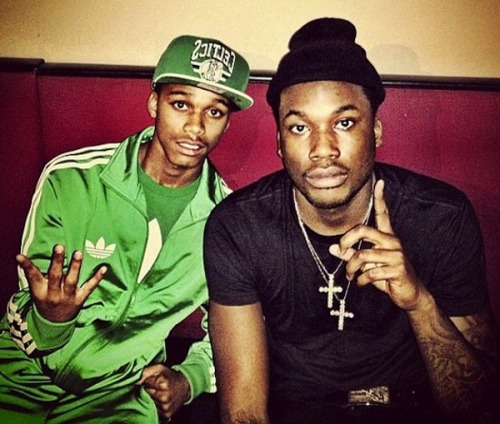 Meek Mill - Summertime (Feat. Lil Snupe)