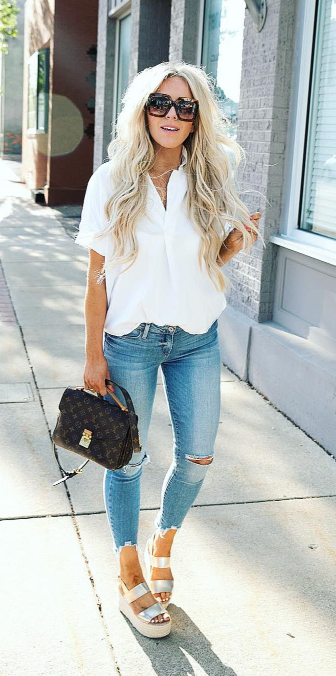 50+ Cozy Outfit Ideas You Need - #Stylish, #Girls, #Picoftheday, #Loveit, #Top The simpler ... the better This button back white collar tee... is EVERYTHING (wearing a medium for reference) Shop my exact look by following me on Liketoknowit App...Free to download in the App Store on your phone Or use the link in my bio:  