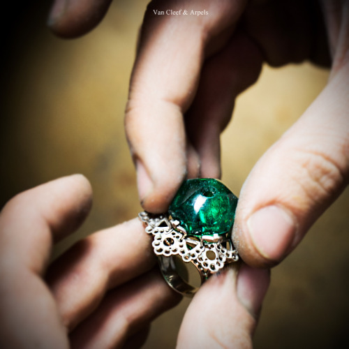 Craftsmanship of Van Cleef & Arpels Amour Amour ring,...