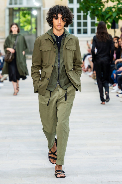 OFFICINE GÉNÉRALESpring/Summer 2019 collectionPARIS MENSWEAR