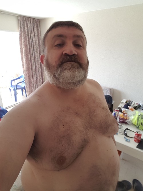 big-gs-blog:To all of you who enjoy the larger hairy man. Then...