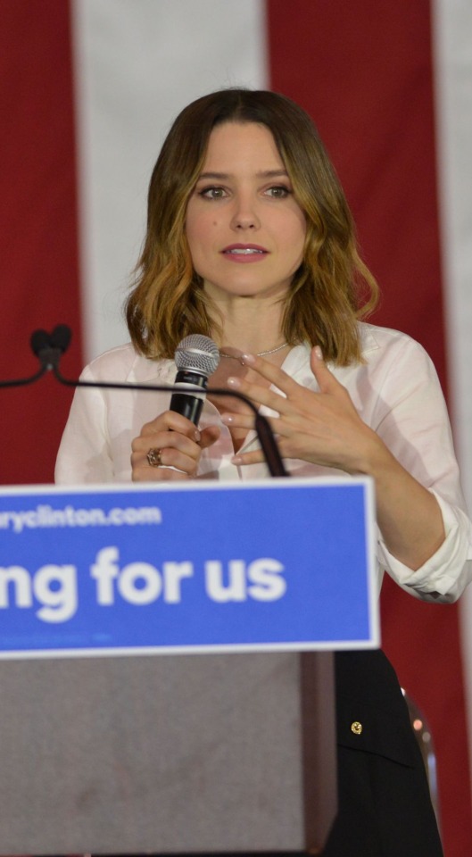 The Lovely Sophia Bush ♥