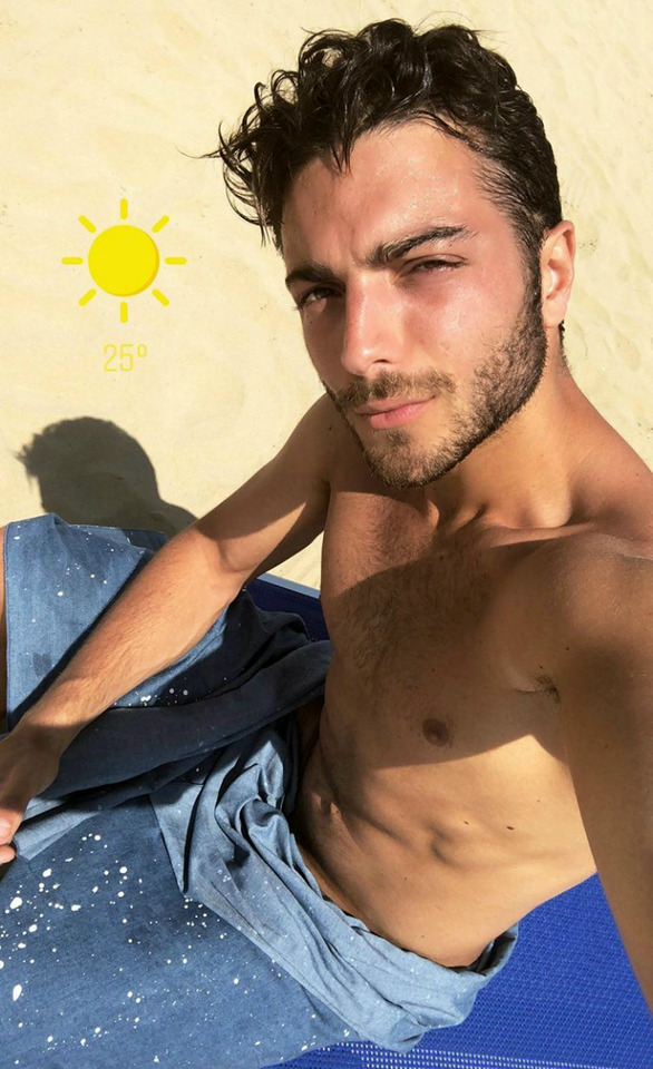 ilvolofandom gianluca ginoble enjoying sun his ilvolofandom gianluca ginoble enjoying sun his