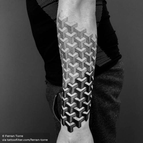 By Ferran Torre, done in Barcelona. http://ttoo.co/p/35095 big;blackwork;dotwork;facebook;ferran torre;forearm;geometric;op art;other;pattern;twitter
