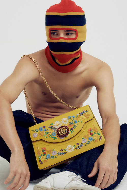 boyzfrombrazil:siroyagihkd:“Purse First !” Bryan Cunha, Diego...