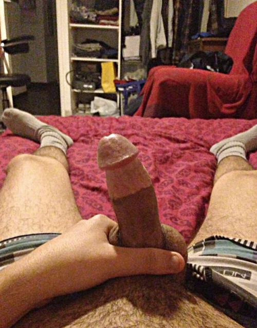 meninsocks:Follow @ MENINSOCKS, for more MEN IN SOCKS!Don’t...