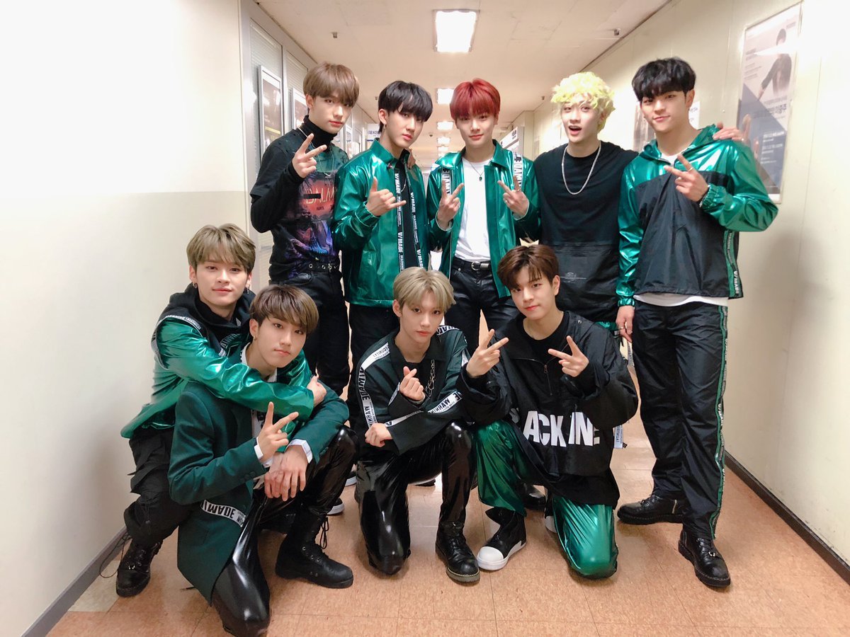 [SKZ DIARY] STAY Did you survive the Music Bank... : Stray Kids Update