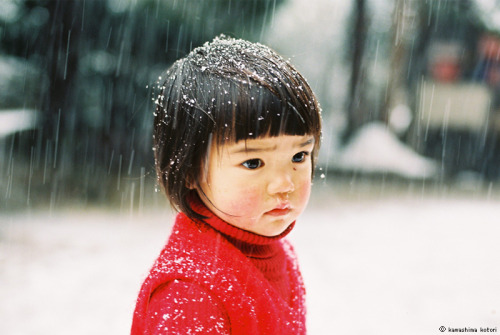 Kotori Kawashima photography Japanese photographer Japan art japanese girl Mirai chan kawaii japanese photograph bob haircut snow Kawashima Kotori