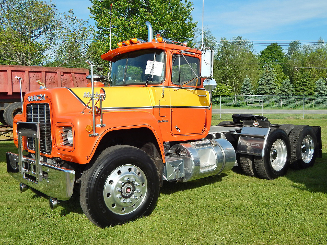 Semitrckn — Mack R custom