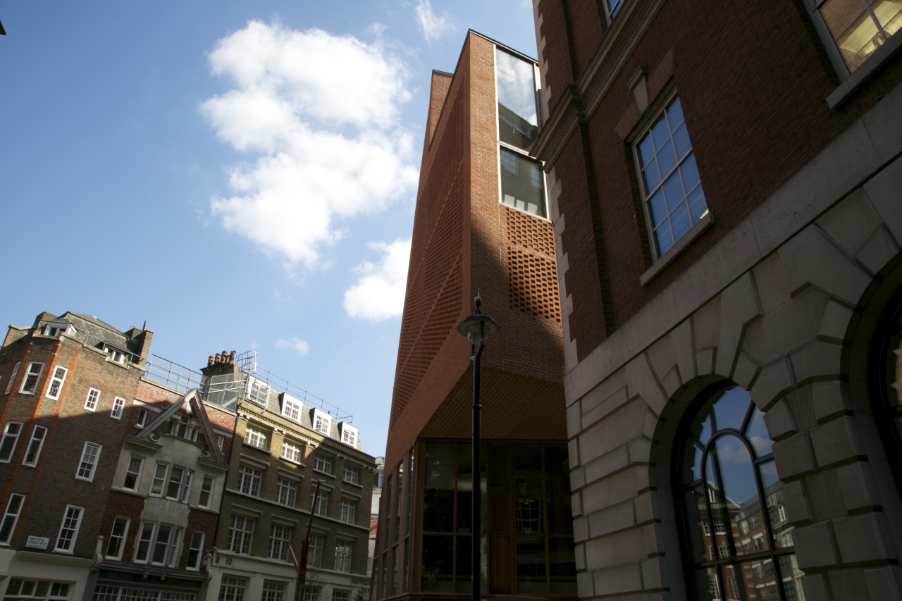 LSE Students' Union — Bank Holiday Opening Hours - May 2016