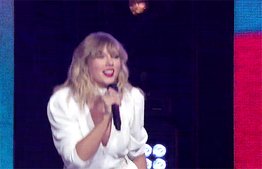 Gifs taylor swift sexy Sexy Taylor