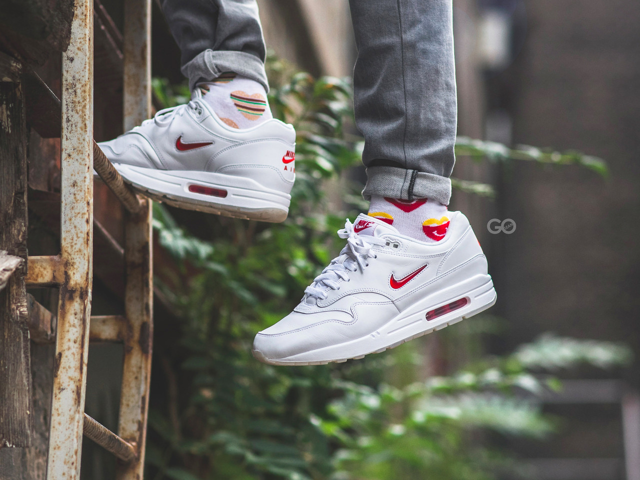 air max 1 jewel rare ruby red air max 1 jewel rare ruby red