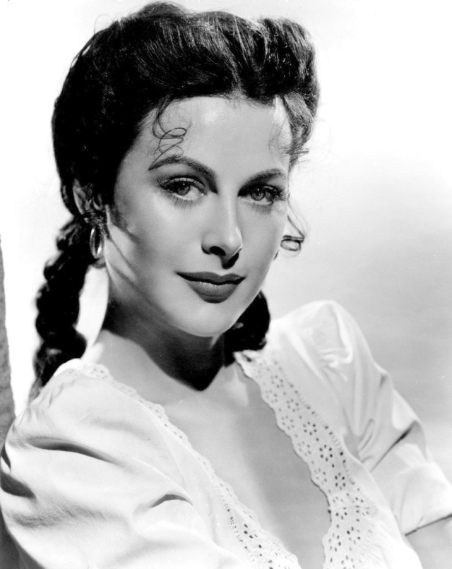 n-o-i-r-w-h-i-t-e: Hedy Lamarr, 1942