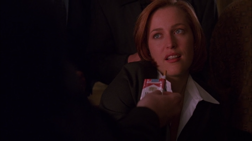 shaniaatwain:i love drugged scully 