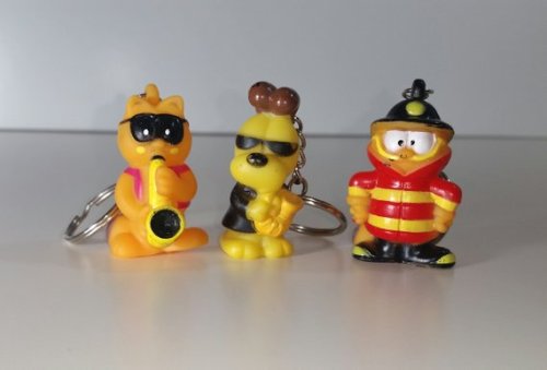 cursedgarfield:Vintage Garfield Odie Keychain Lot Miniatures...