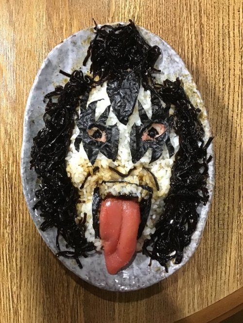 sukoyaka:(via mie ogataさんのツイート: “KISS ジーン・シモンズ （Gene Simmons)の...