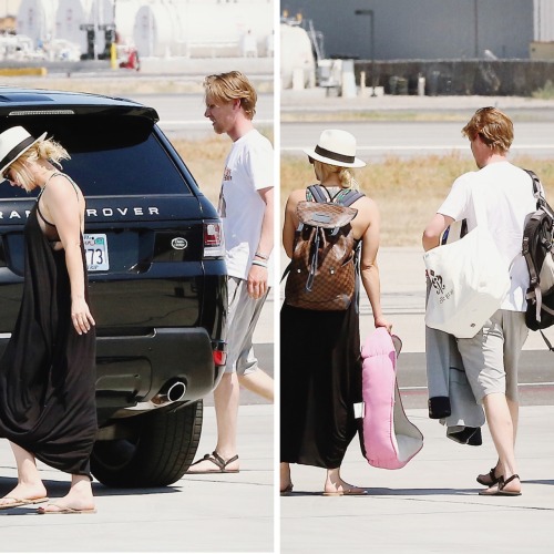 Kaley Cuoco Getting ready to board a private jet Van Nuys, June...