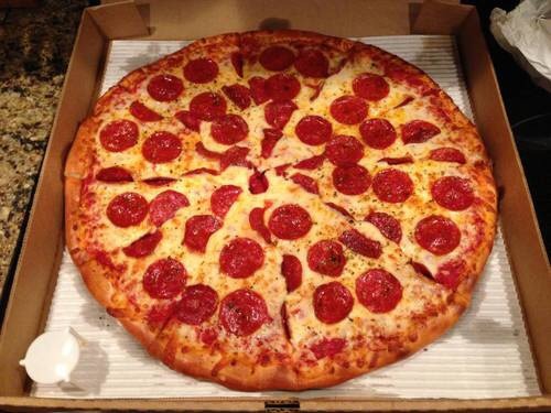 pizza pepperoni pepperonipizza cheese food yum