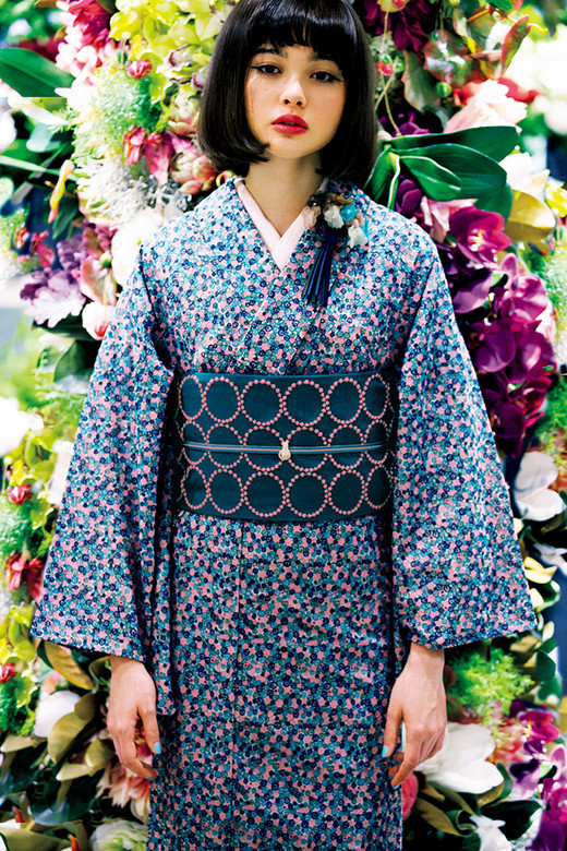 Kimono Nagoya — Look how the obi and kimono match almost exactly,...