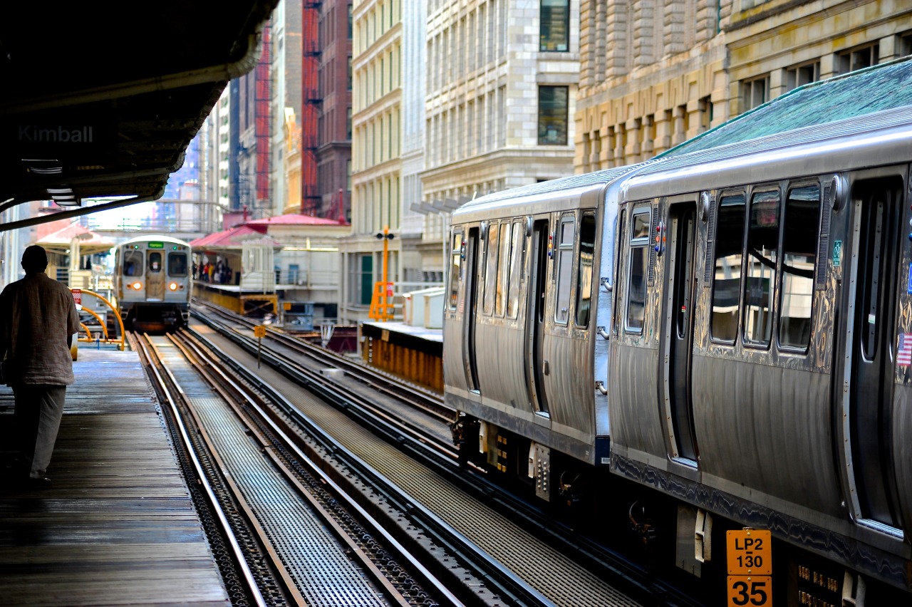 Metro Chicago Photography | Chicago “L” the CTA elevated train at...