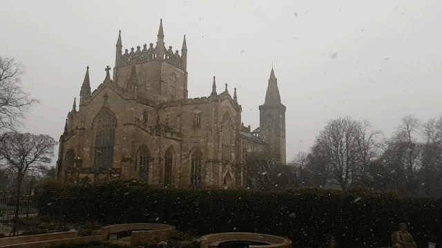 A gif of Dunfermline Abbey whilst it is snowing.
