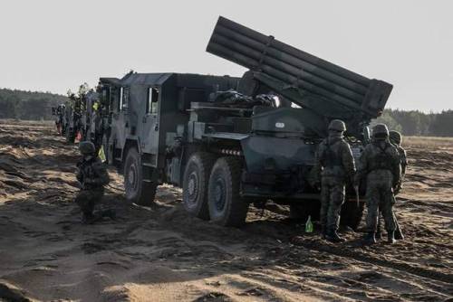 bmashine:Polish MLRS wr-40 langusta and a 155-mm artillery was...