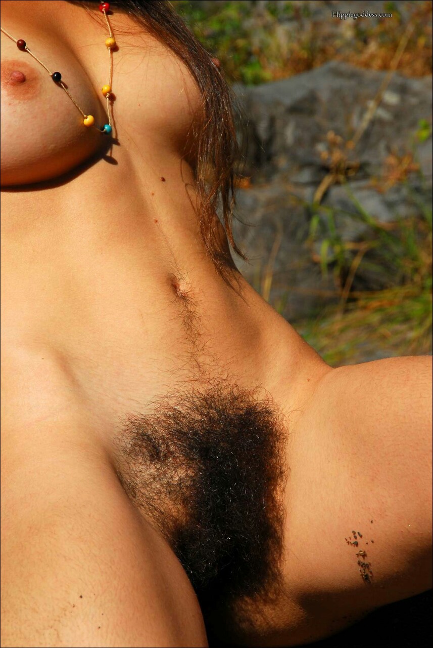 Womans Hairy 34