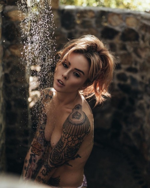 wanna-do-bad-things-with-u:Alysha Nett