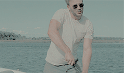 Vasil ♦ Love never felt so good Tumblr_p8ne39oKD81si8i7uo5_250