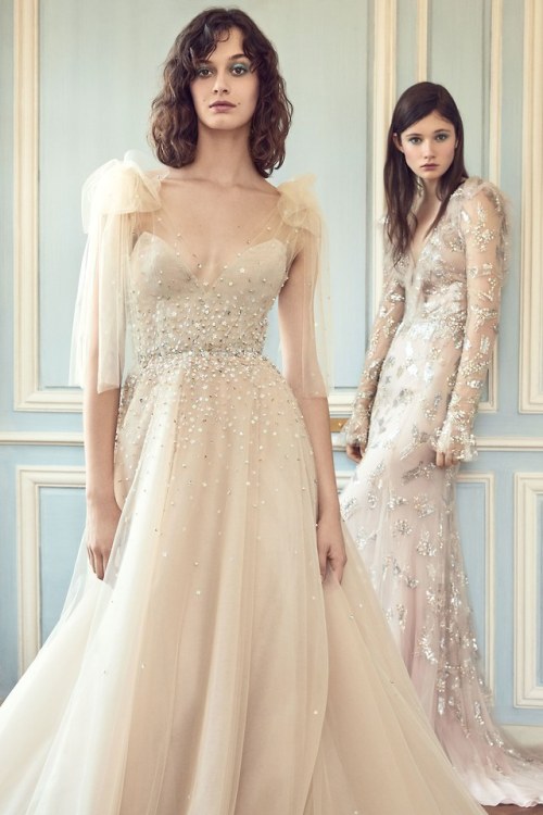 katiemarieweddings:Monique Lhuillier Spring 2019 Ready-to-Wear...