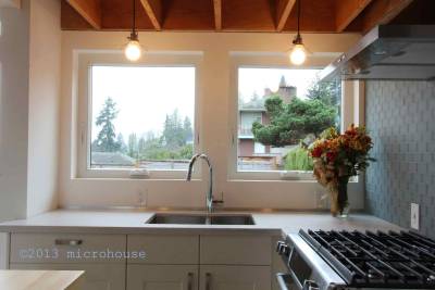 tinyhousedarling:<br /><br />Seattle Backyard Cottage<br />