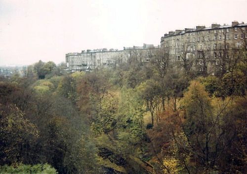 englishsnow:Edinburgh 1987 by sftrajan