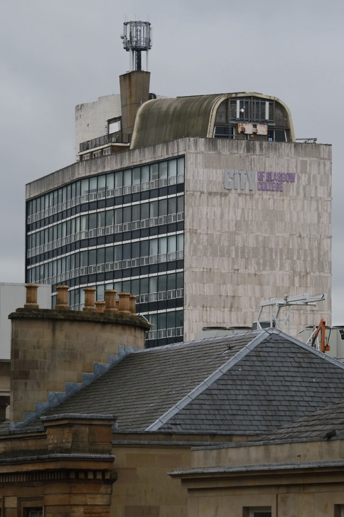 scavengedluxury:City of Glasgow College. May 2018. 