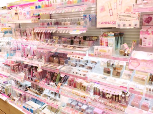 strawberryskies:Canmake display~