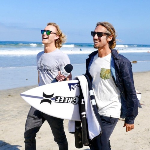 Sharing the stoke with Rob Machado at the #SwitchfootBroAM (at...