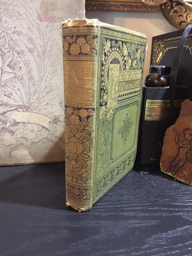 Ebon et Noir Antiquarian Books - Lady of the Lake A Poem in Six Cantos