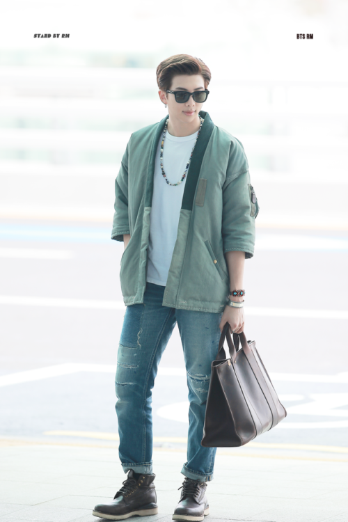 bts0715:Namjoon’s Best Outfits of 2018 {Click on photos for...