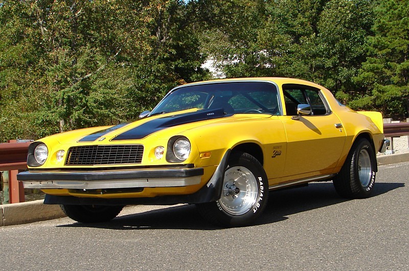 Motoriginal â€¢ Bumblebee 1976 Chevrolet Camaro