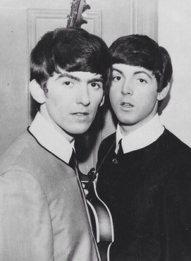 Good evening, and welcome to Slagger's — heymccartney: Paul and George ...