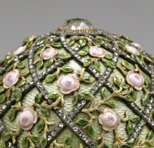 theladyintweed:The Fabergé Rose Trellis Egg Made in 1907 for...