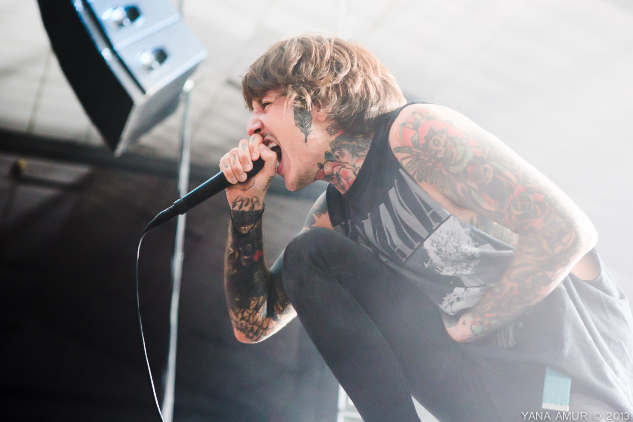 Yana Amur Photography | Oliver Sykes of Bring Me The Horizon live at...