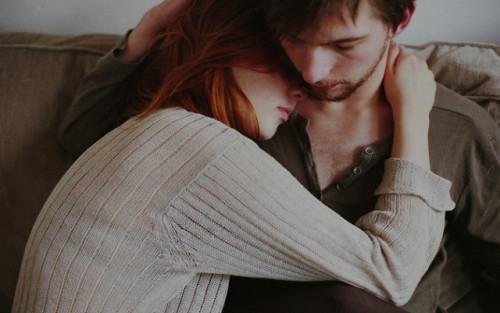 vintage travel pretty things flickr up original photographers photographers on tumblr hug couple love kiss smdy cuddle couples