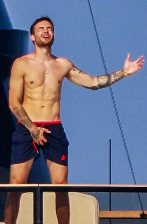 malecelebsandporn:Liam Payne