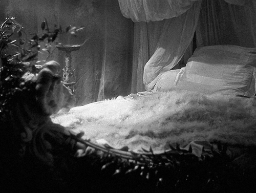 sesiondemadrugada:La belle et la bête (1946).