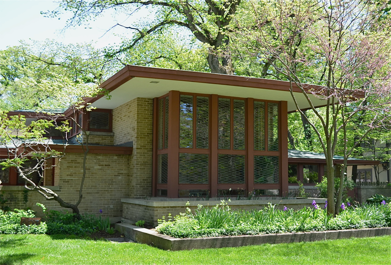 CHICAGOGEEK : Frank Lloyd Wright’s Isabel Roberts House (1908)...