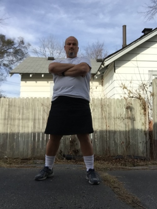 kiltedmike kilt kilts kiltie boys in kilts boys in skirts guys in kilts guys in skirts men in kilts men in skirts menswear Mens Fashion skirt skirts black skirt skirtcraft unisex skirts